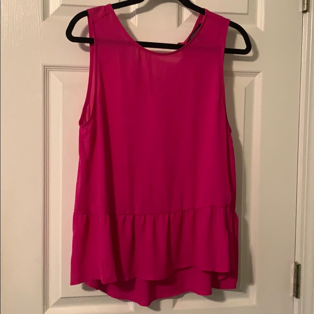 M fuchsia peplum top